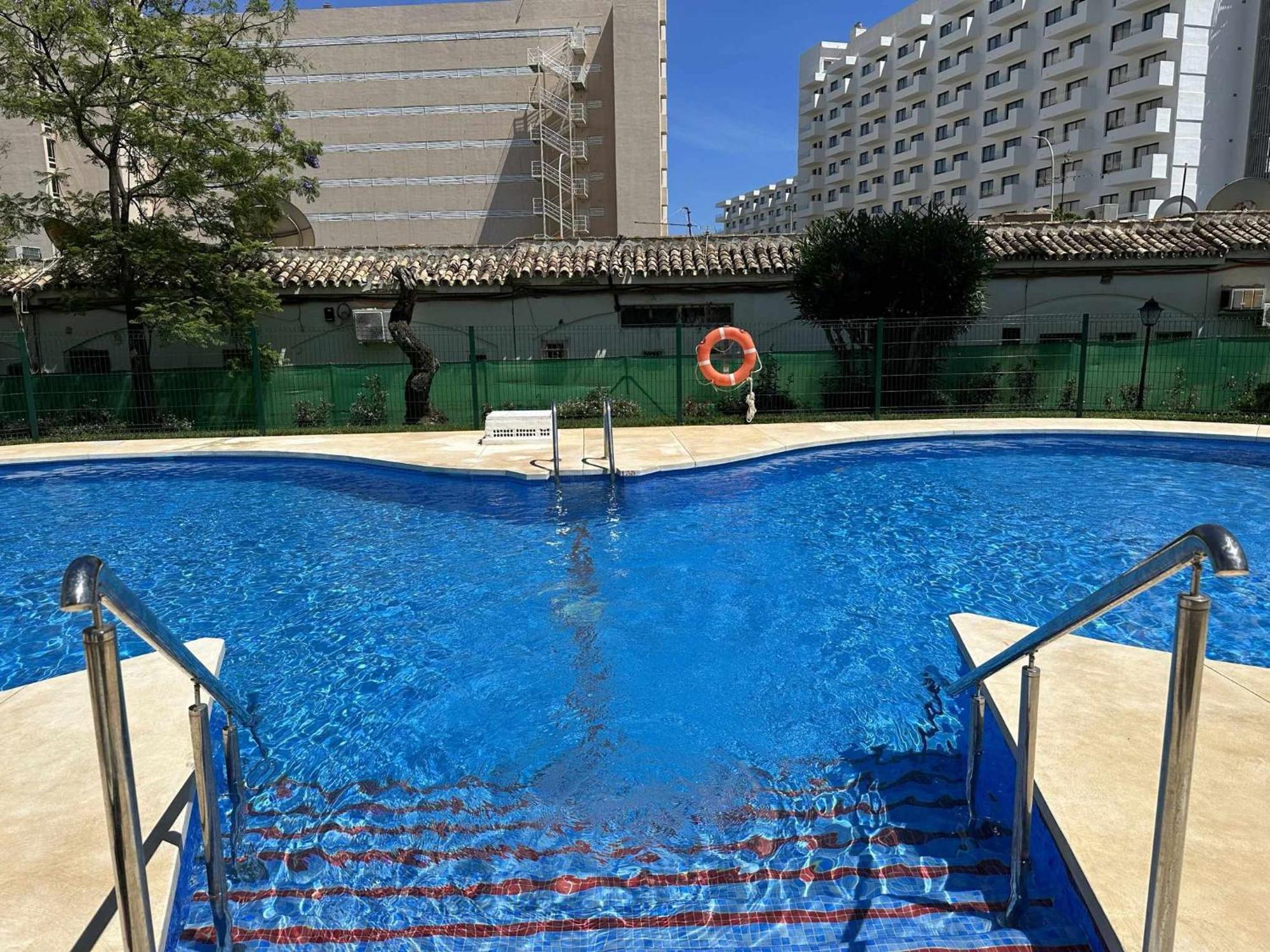 Apartamento La Carihuela A 2 Minutos De La Playa Torremolinos Buitenkant foto