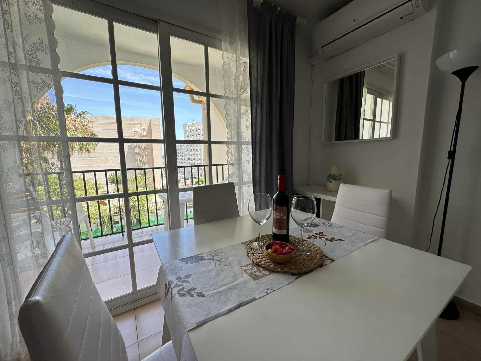 Apartamento La Carihuela A 2 Minutos De La Playa Torremolinos Buitenkant foto